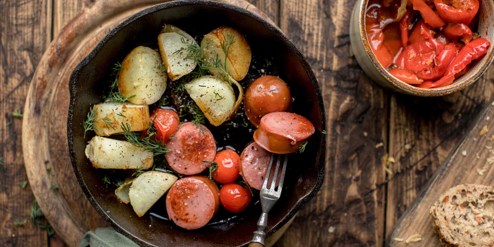 Фотосъемка колбасы. Дымов еда. Колбаса краковская элефант. Дымов еда. Испанский завтрак традиционный с хамоном.