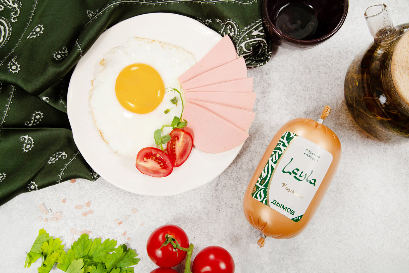 Колбаса варёная из мяса курицы Лейла